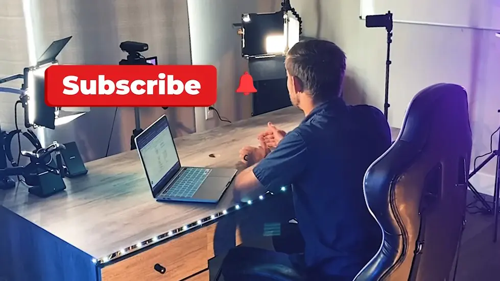 This Faceless YouTube Channel Strategy is INSANE ($30,000/month) 012